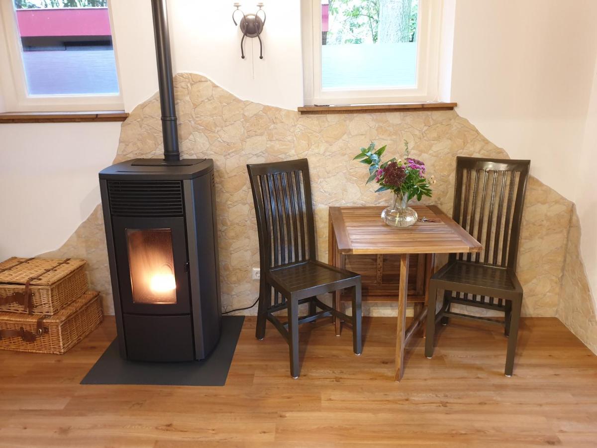 Bed and Breakfast The Walnut Tree Hellevoetsluis Esterno foto